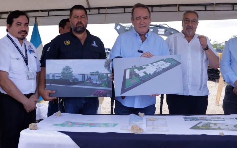 Construcción del nuevo hospital en San Benito Petén