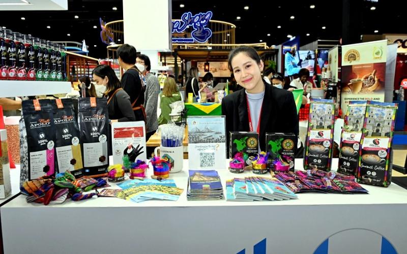 Degustación en la feria.