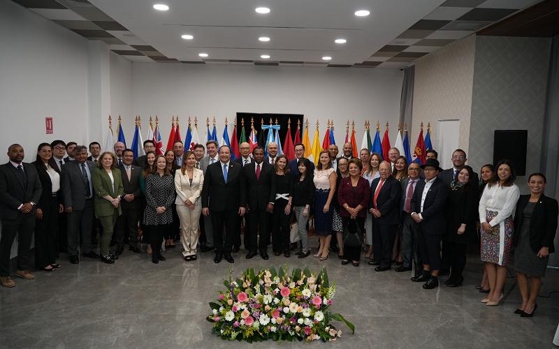 Canciller Mario Búcaro se reúne con Cuerpo Consular acreditado en Guatemala 