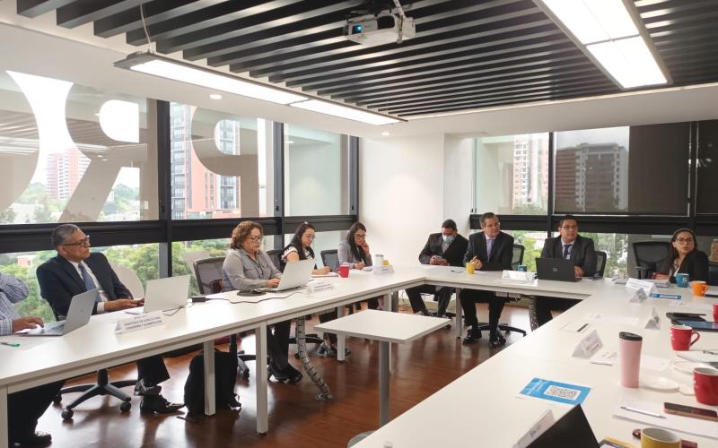 Integrantes de la Mesa