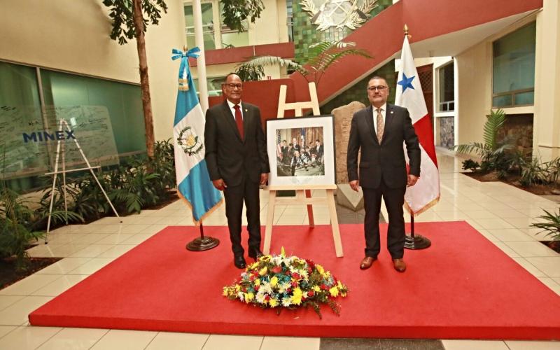 Guatemala y Panamá celebran 88 años de relaciones diplomáticas y 109 años del Canal de Panamá 