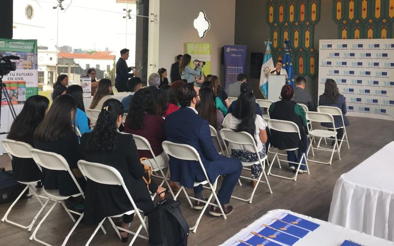 Vicemipyme presenta oferta de los servicios de desarrollo empresarial. 