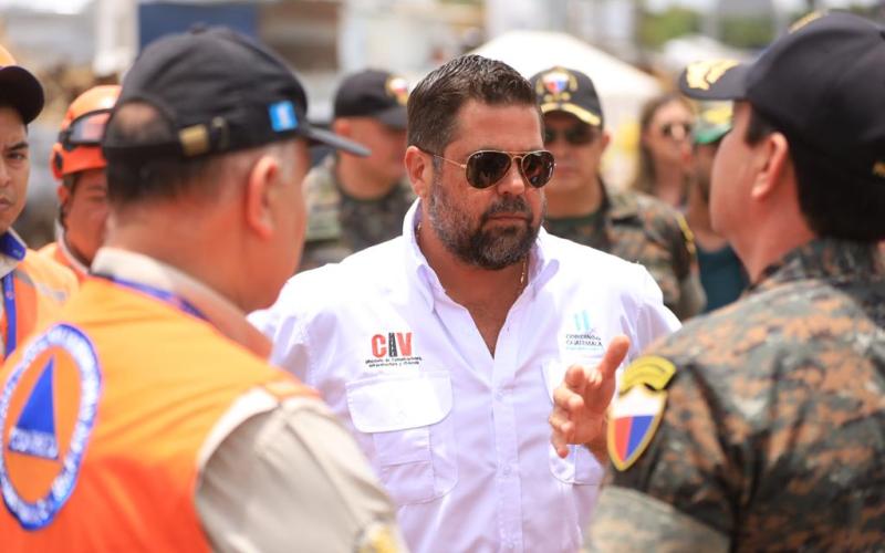 foto: CIV / colocación puente modular CA-09 Sur, Villa Nueva. 