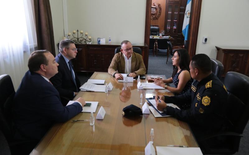 Autoridades de Gobernación y representantes de Estados Unidos sostienen reunión bilateral