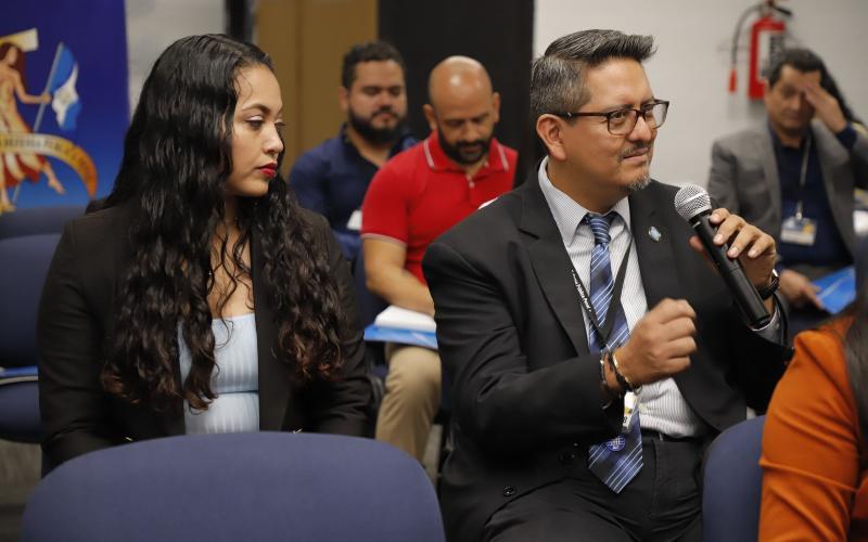  INE busca mejorar recopilación de estadísticas de educación, salud y seguridad  