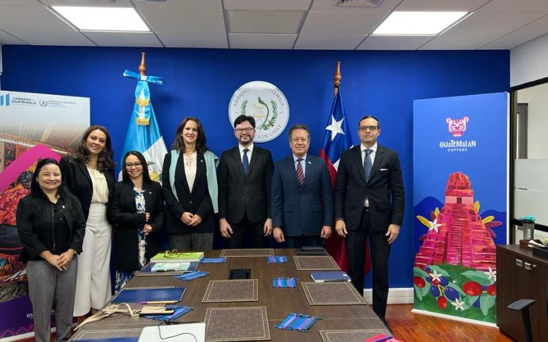 Embajada de Guatemala en Chile brinda acompañamiento a delegación de la Municipalidad de Guatemala en visita de trabajo sobre nutrición 