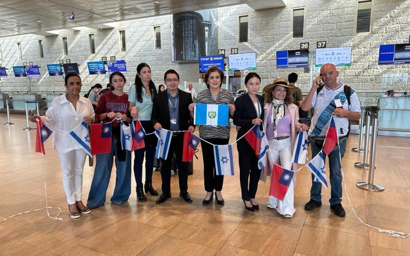 Guatemala agradece apoyo de Taiwán por vuelo humanitario para evacuar a connacionales desde Israel 