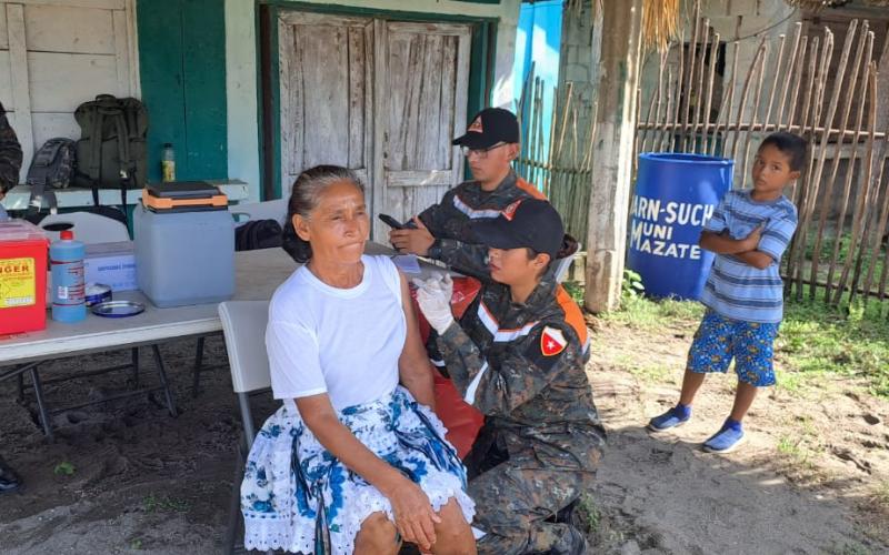 Ejército de Guatemala apoyó el desarrollo de jornada médica en Suchitepéquez.