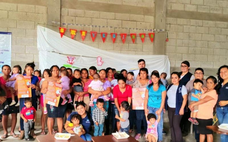 Madres de San Jacinto, Chiquimula, aprenden recetas nutritivas a base de Nutriniños