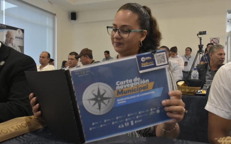 Diplomado fortalece capacidades municipales en Izabal