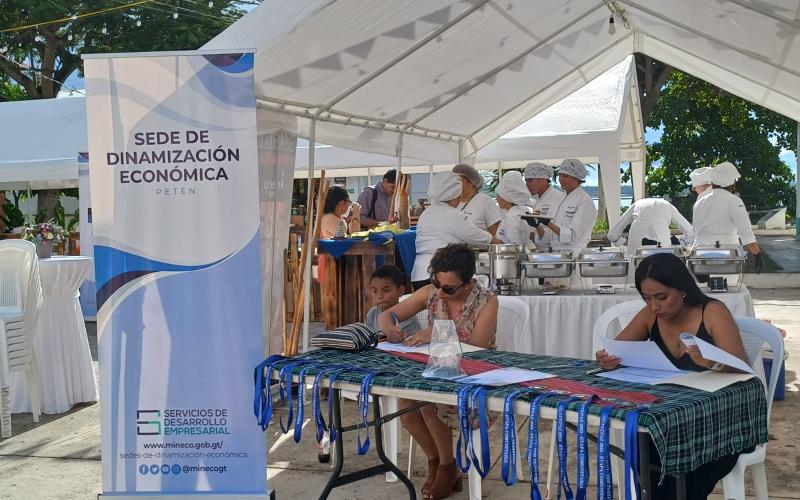 Emprendedores de Petén participan en segundo festival gastronómico