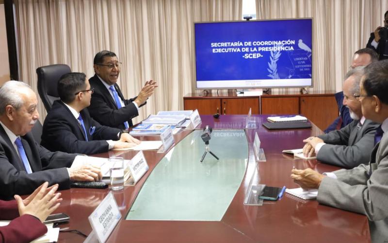 La SCEP realiza primer encuentro de transición con gobierno electo