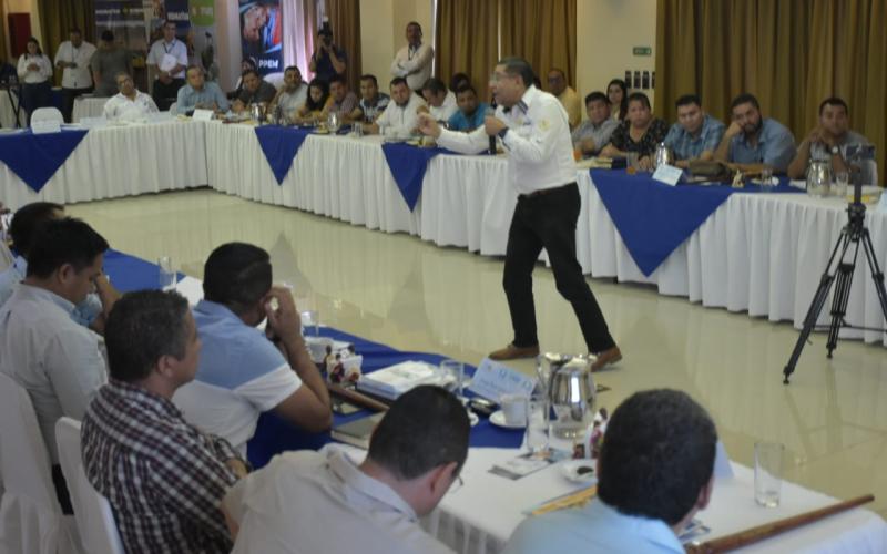 Arranca diplomado para fortalecer a alcaldes electos