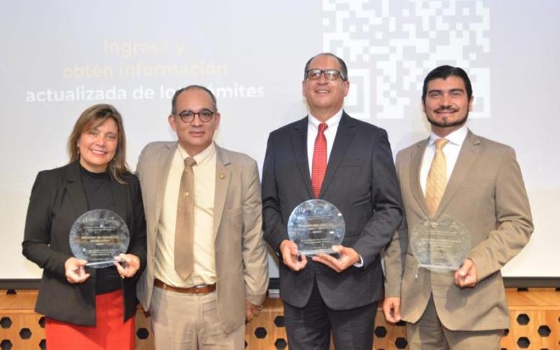 Directores de registros.