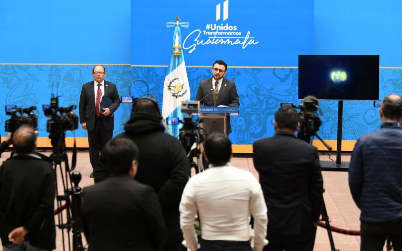 Conferencia de prensa sobre Transmisión de mando 