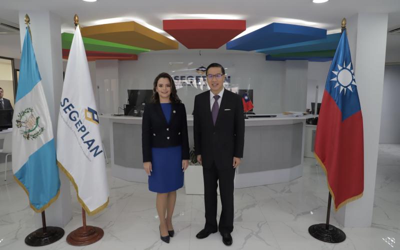 Embajador taiwanés visitó sede central de SEGEPLAN en agosto de 2023 para fortalecer las relaciones bilaterales.
