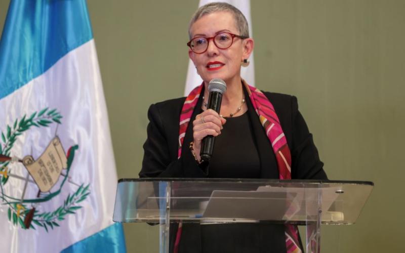 La viceministra de Desarrollo de la MIPYME, Elizabeth Ugalde, presidió la inauguración de la nueva sede departamental.