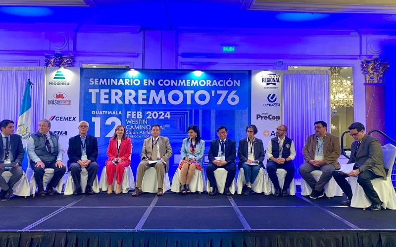 Congreso en conmemoración del terremoto del 4 de febrero de 1976.