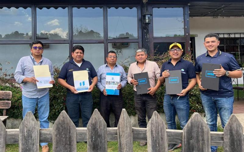 Productores de Sololá y Alta Verapaz son apoyados para impulsar su desarrollo