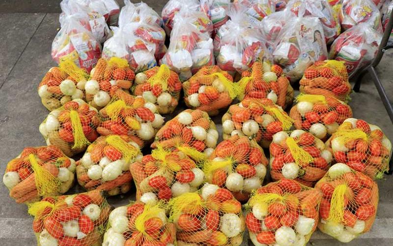 Más de 2 millones de estudiantes recibirán alimentos producidos en el campo