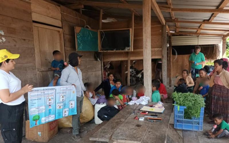 Fortalecen acciones para prevenir incendios forestales en Petén