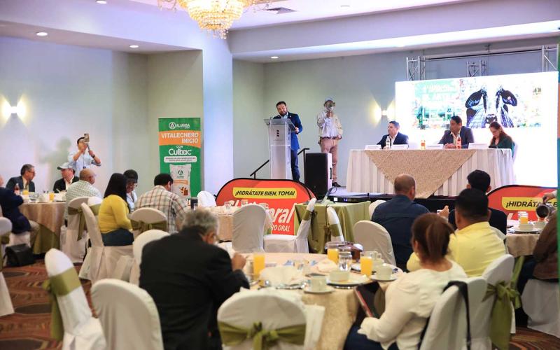 Reafirman compromiso para apoyar al sector ganadero guatemalteco