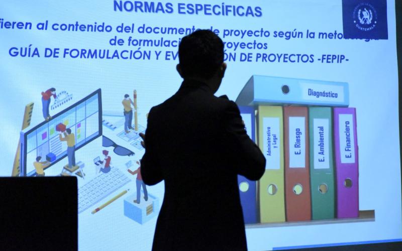 Talleres del Sistema Nacional de Inversión Pública.