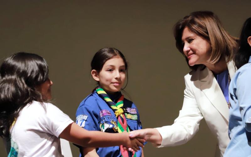 Vicepresidenta Karin Herrera
