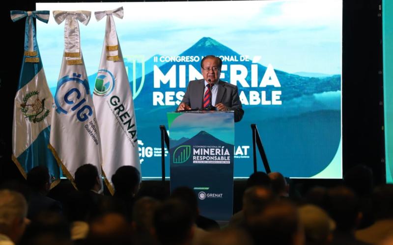 Ministro Ventura destaca la necesidad de gestión eficaz y sostenible de los recursos minerales