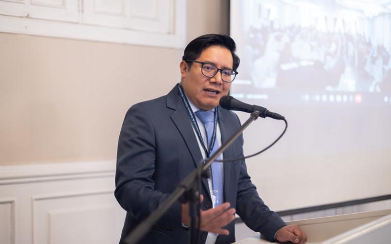 Licenciado Edie Cux García Participación Inclusiva de Pueblos Indígenas y Sociedad Civil en Mesas de Discusión