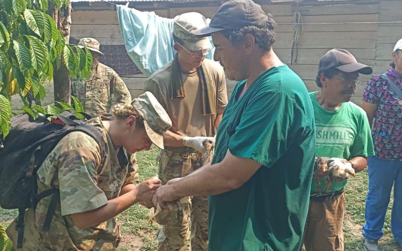 Jornada de vacunación y desparasitación en Livingston