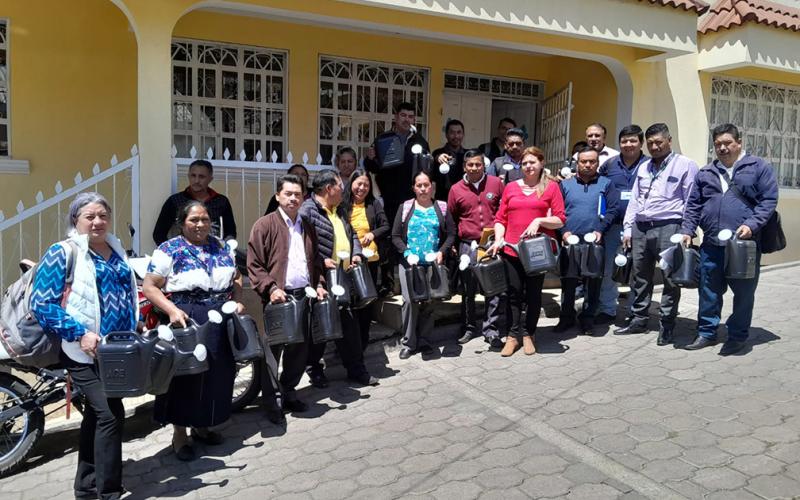 Regaderas para Huertos Escolares con Fines Pedagógicos son entregadas en municipios de San Marcos