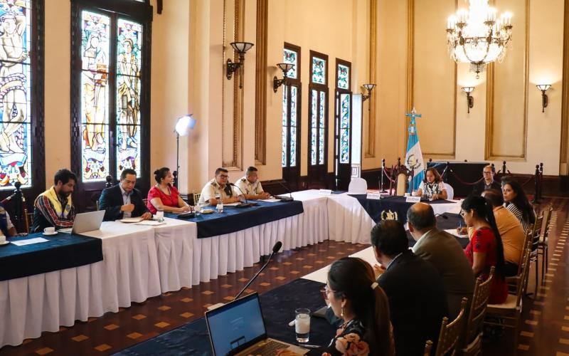 Comunidad científica es convocada para abordar la emergencia causada por los incendios forestales y la contaminación del aire