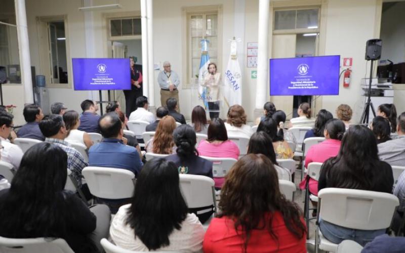 SESAN lanza iniciativa para promover alimentación saludable en su personal