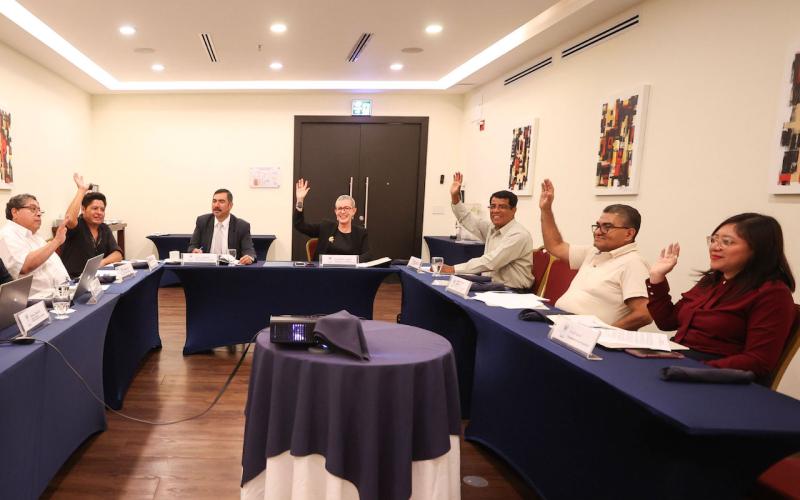 Aprobación sobre fondo de préstamo para mujeres