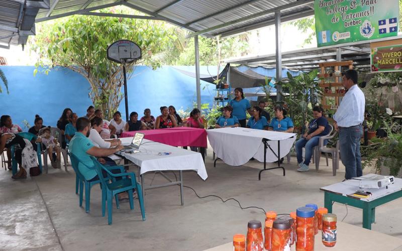 Ofrecen capacitaciones con enfoque de visión empresarial