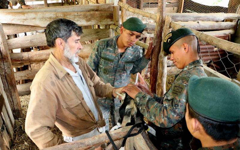 Soldados son capacitados para impulsar emprendimientos al finalizar su servicio