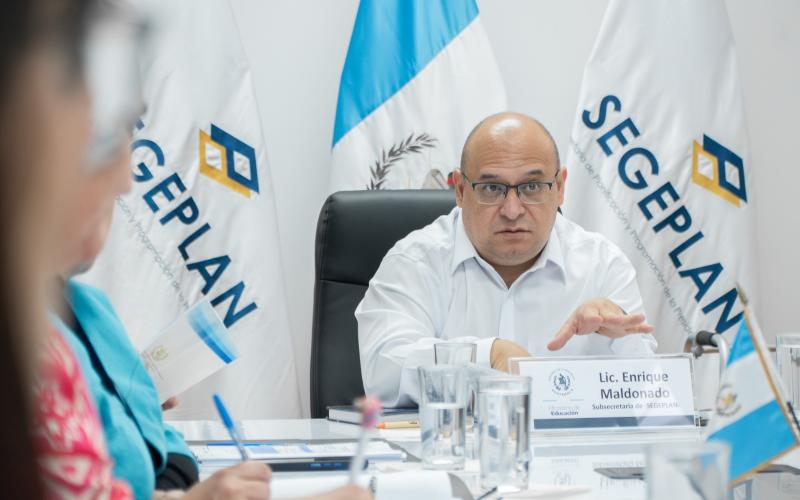 Subsecretario de Inversión para el Desarrollo, Enrique Maldonado participó de la reunión de la Comisión Interinstitucional de Alimentación Escolar 
