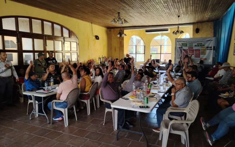 Reunión de trabajo del Consejo Departamental de Desarrollo de Suchitepéquez.