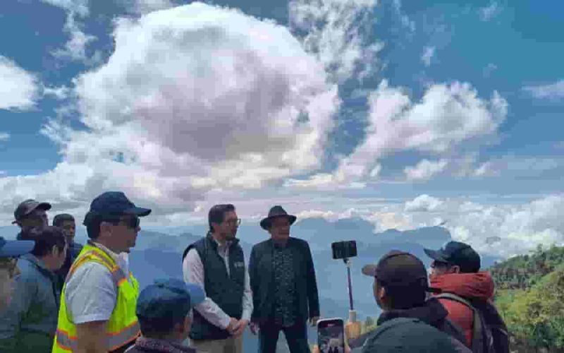 La administración del Ministerio de Comunicaciones, Infraestructura y Vivienda –CIV- , comprometida con la búsqueda de soluciones prontas y efectivas a un problema heredado en el tramo de carretera en la Aldea Xejuyub, Nahualá, Sololá, subtramo Km 171 CA-1 Occidente A Aldea Chiquisis