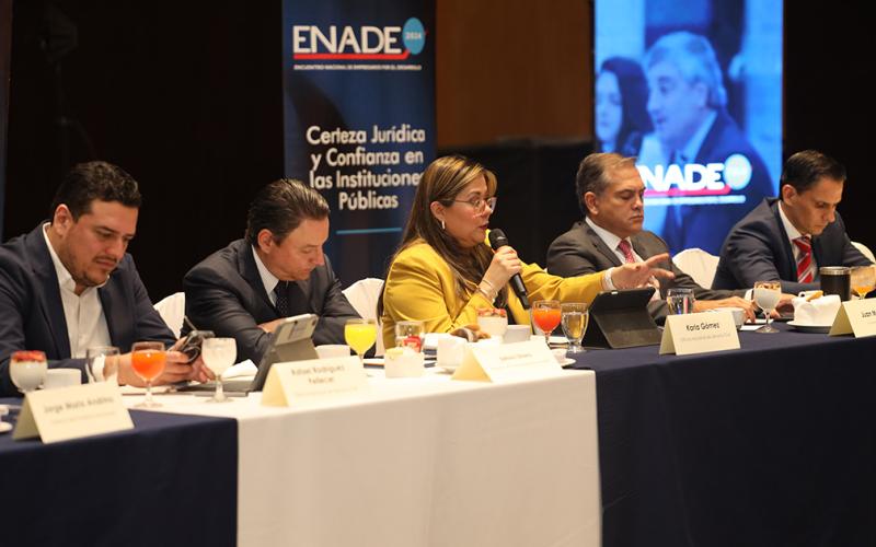 La Directora de ONSEC participó en un conversatorio de FUNDESA