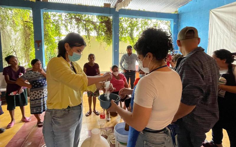 Aprenden como elaborar cloro para uso doméstico y comercialización