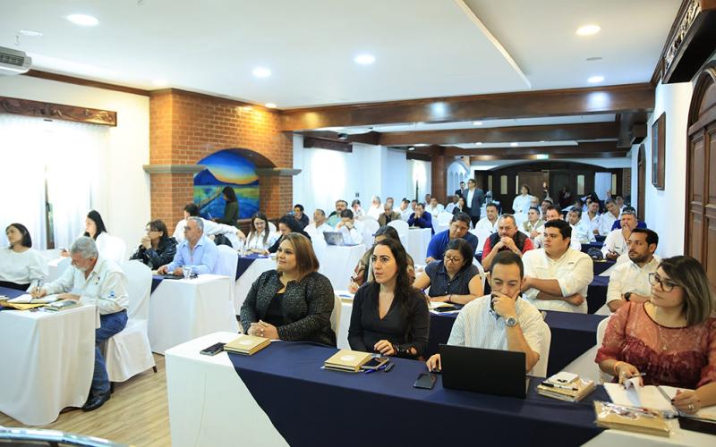 Realizan capacitación de Salmonella e Influeza Aviar