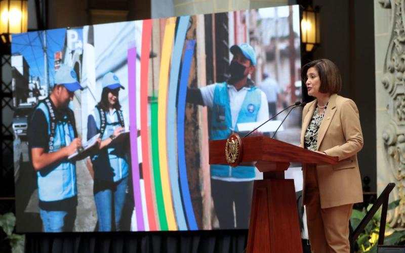 Vicepresidenta Karin Herrera