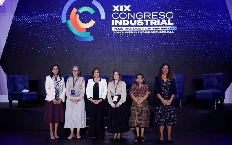 El tema principal es Industrialización: contribuyendo a fortalecer el futuro de Guatemala, impulsando la transformación de la industria guatemalteca.
