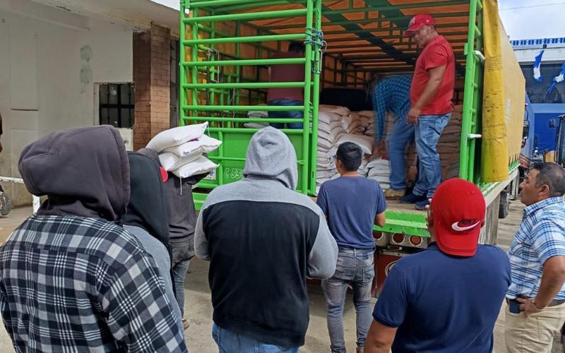 Inicia recepción de alimentos para familias de Quiché y Huehuetenango