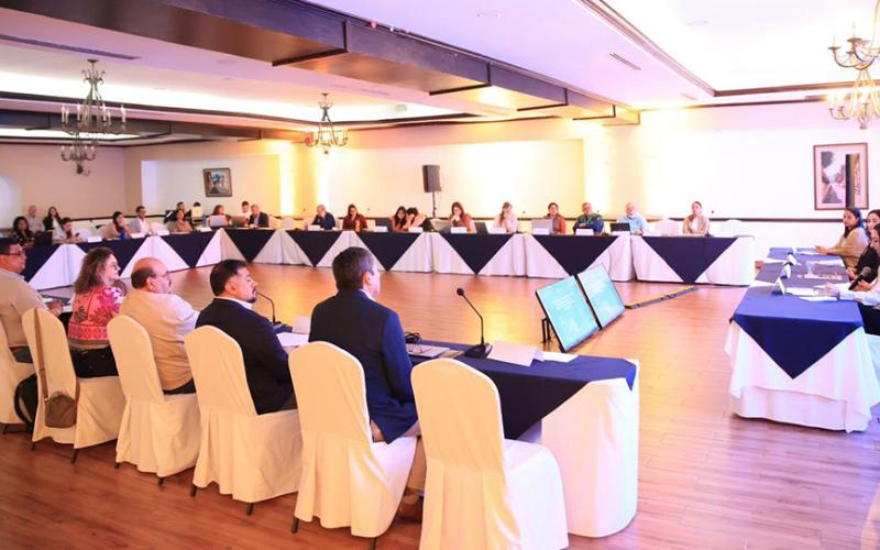 Realizan taller para combatir Resistencia a los Antimicrobianos