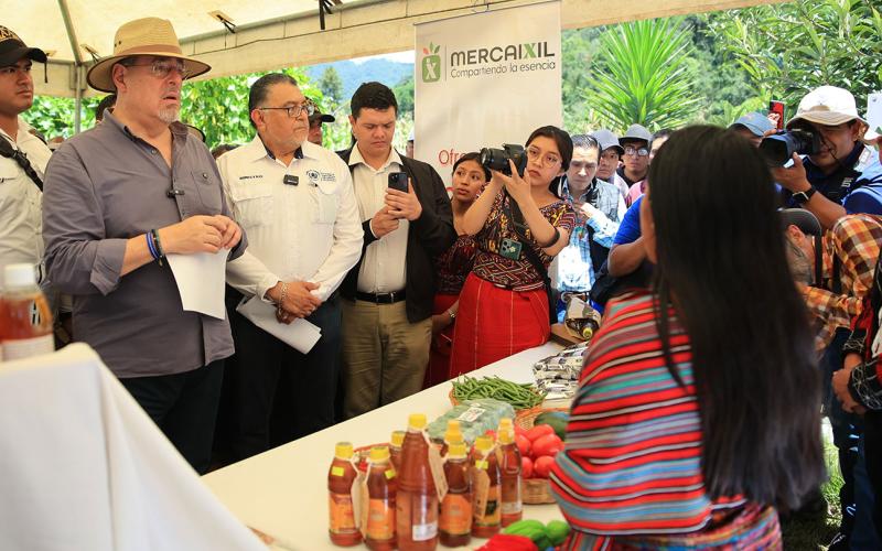 Supervisan proyectos que fortalecen la seguridad alimentaria y resiliencia