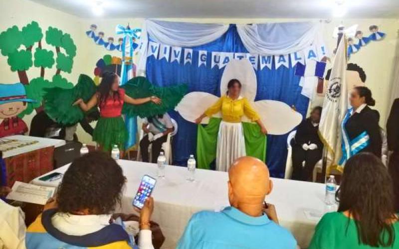 En Casa Joven Villa Nueva celebraron la Independencia con un acto cívico