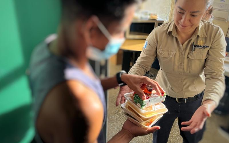 IGM brinda atención integral a 72 migrantes extranjeros